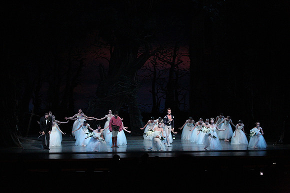 20161021_MCB_Giselle_Act2_Preformance_Arsht_9C7C0120