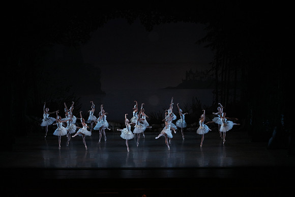 20151022_MCB_Swan_Lake_DR_WD_Arsht__75A6631
