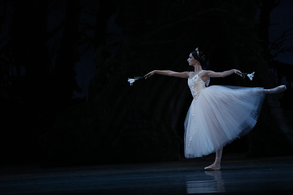 20161020_MCB_Giselle_Act2_DRDA_Arsht_73A6085