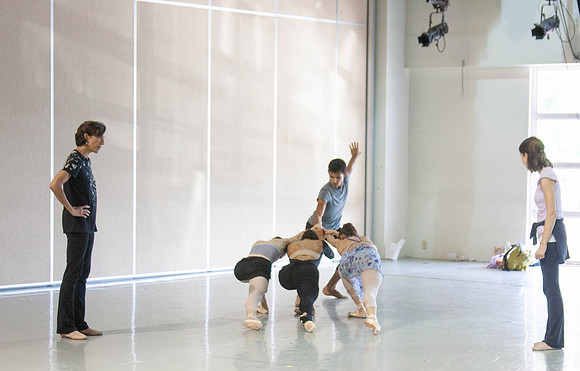 20120918_Apollo_Studio Lourdes20120918_T1936x1288-55703