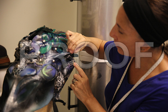 20150901_Fitting_Swan_Lake_Wardrobe_IMG_6218