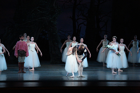 20161021_MCB_Giselle_Act2_Preformance_Arsht_9C7C0061