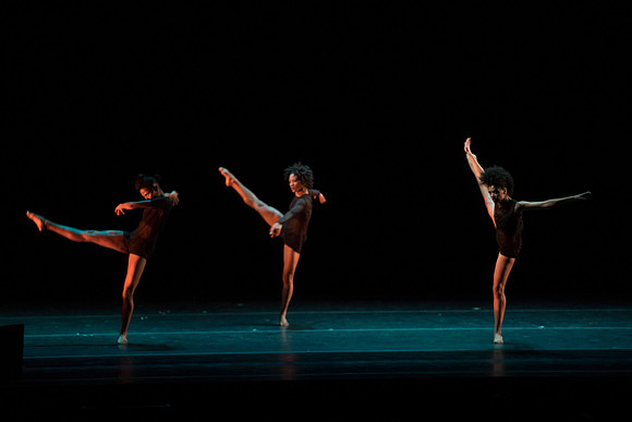 20170223_Alvin_Ailey_Deep_PR_Wide_73A0575