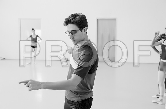 20131216__C7C6328 BW