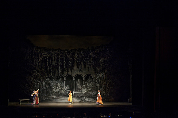 5029_DG_Miami_City_Ballet_Romeo_and_Juliet_Broward_center_2011IMG_0295