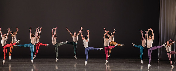 20170113_Glass_Pieces_Akhnaten_PR_MCB_Arsht_73A1340