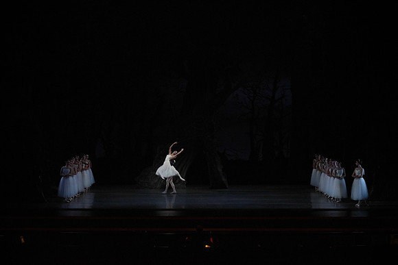 20161020_MCB_Giselle_Act1_DRSH_75A1549