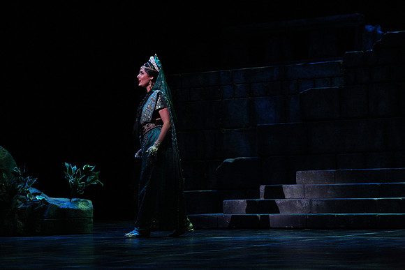 20150226_The_Pearl_Fisher_Act_39C7C1803