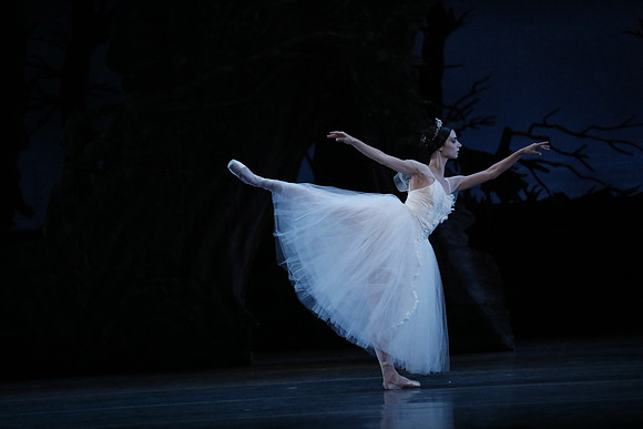 20161020_MCB_Giselle_Act2_DRDA_Arsht_73A5986