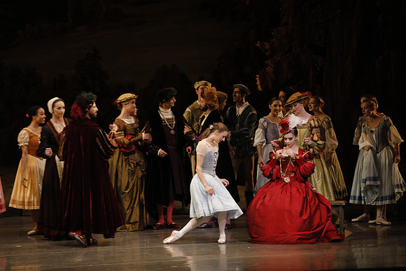 20161021_MCB_Giselle_Act1_Preformance_Arsht_73A0033