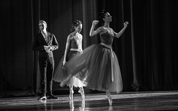 20180405_La Valse_Balanchine_Ravel__73A4124