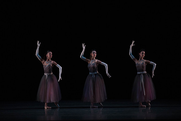 20180406_La_Valse_Motion_Blur_Balanchine_73A6983