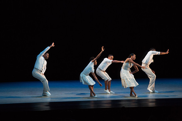 20170225_Alvin_Ailey_r.Evolution_Dream_PR_Wide_9C7C2216
