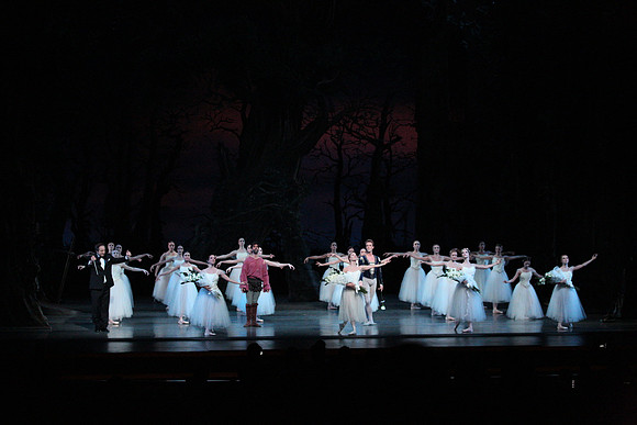 20161021_MCB_Giselle_Act2_Preformance_Arsht_9C7C0119