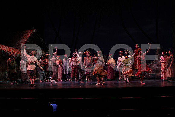 20150226_The_Pearl_Fisher_Act_29C7C0743