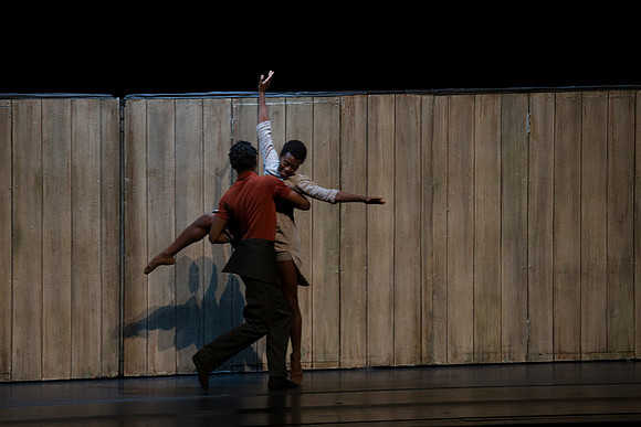 20170223_Alvin_Ailey_Walking_Mad_PR_Closeup_G3P1538