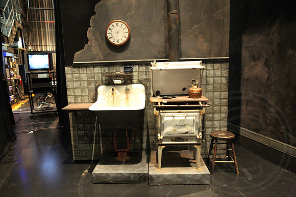 20150507_Opera_The_Consul_Backstage_9C7C4761