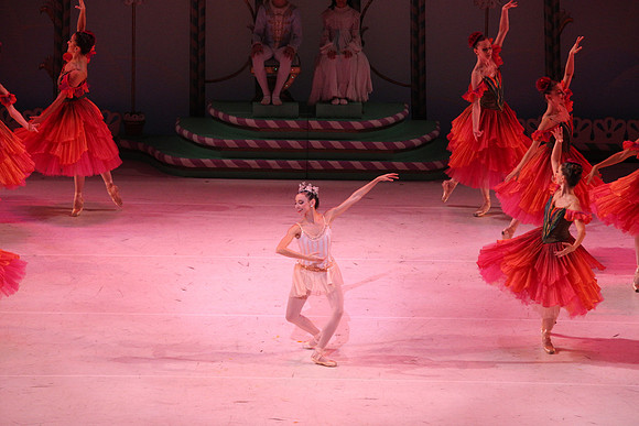 20141229_Nutcracker_WPB_Flowers__CG3P2118