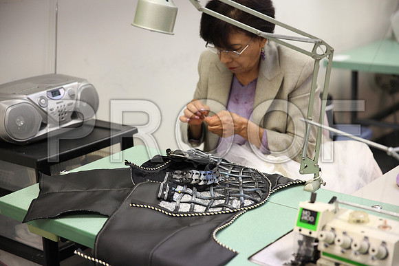 20150901_Fitting_Swan_Lake_Wardrobe_IMG_6400