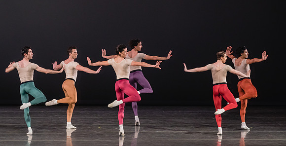 20170113_Glass_Pieces_Akhnaten_PR_MCB_Arsht_73A0944