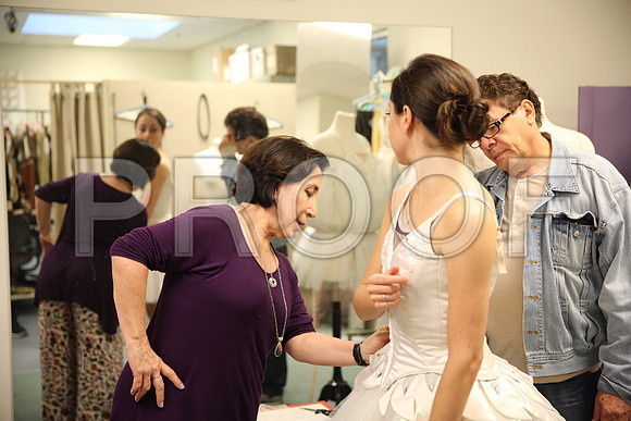 20150901_Fitting_Swan_Lake_Wardrobe_IMG_6312