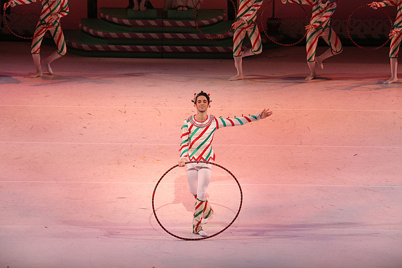 20141229_Nutcracker_WPB_Hoops_CG3P1463