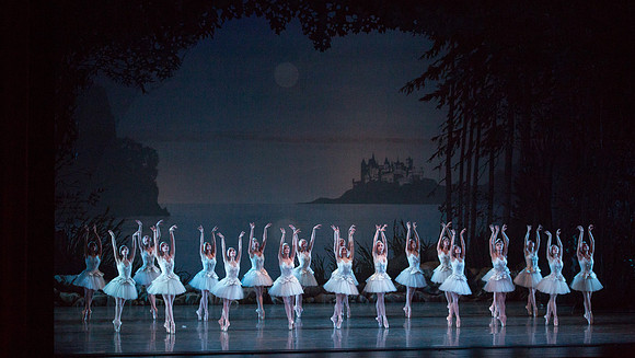 20151025_MCB_Swan_Lake_2Cast_Arsht_IMG_8045
