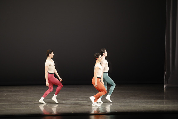 20170113_Glass_Pieces_Akhnaten_PR_MCB_Arsht_73A0687