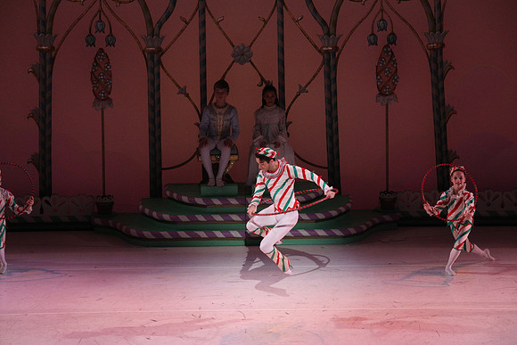 20141229_Nutcracker_WPB_Hoops_CG3P1383