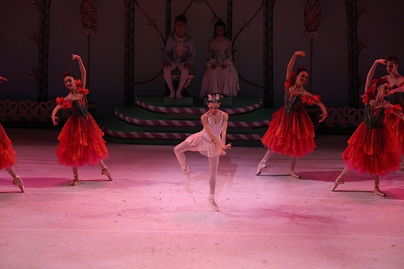20141229_Nutcracker_WPB_Flowers__CG3P2217
