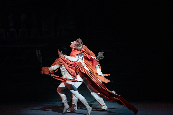 20221023_Romeo_And_Juliet_3Cast__DSC6413