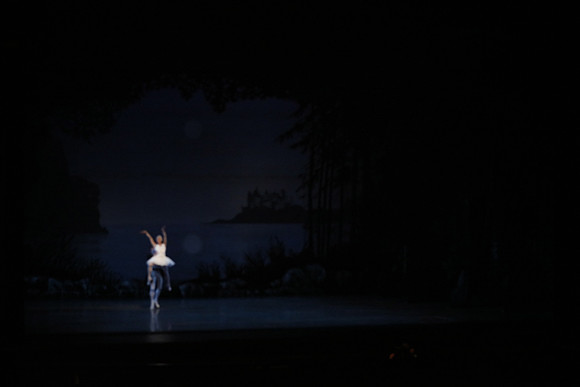 20151023_MCB_Swan_Lake_Prefomance_Arsht__75A2338