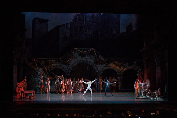 5029_DG_Miami_City_Ballet_Romeo_and_Juliet_Broward_center_2011IMG_1072