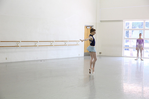 20150312_MCB_Raymonda_Variations_Studio_Lopez_Roma_9C7C7251