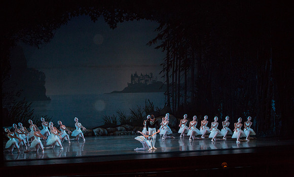 20151025_MCB_Swan_Lake_2Cast_Arsht_IMG_9955