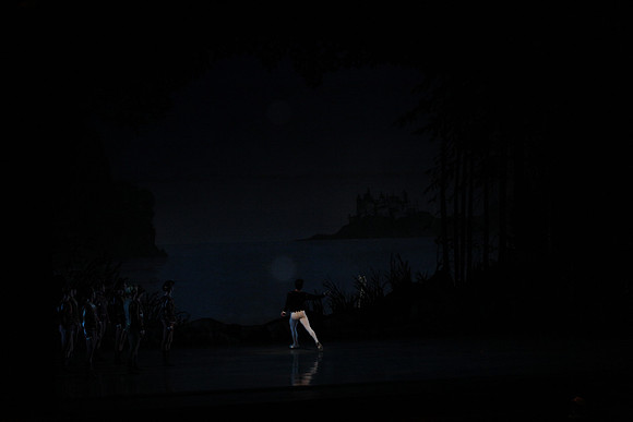 20151025_MCB_Swan_Lake_2Cast_Arsht_IMG_1472