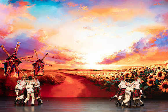 20241026_-Bukovynian Folk dance__DSC1390-Enhanced-NR
