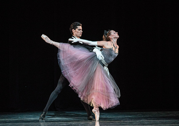 20180405_La Valse_Balanchine_Ravel__73A4385