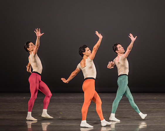 20170113_Glass_Pieces_Akhnaten_PR_MCB_Arsht_73A0728