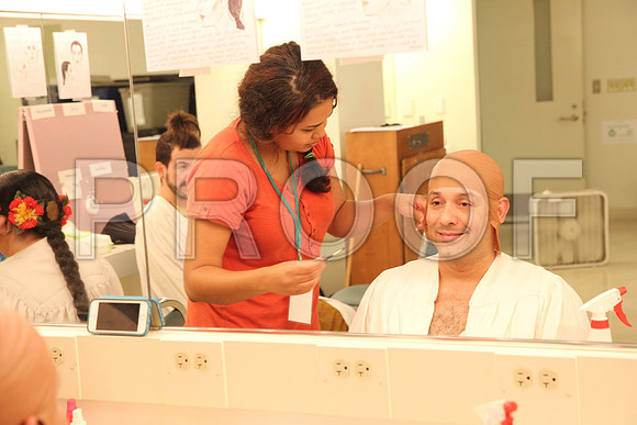 20150226_The_Pearl_Fisher_Backstage_Makeup_9C7C0432