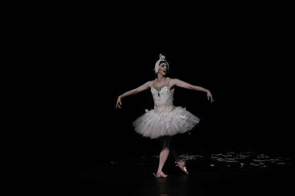 20150215_Les_Ballets_Trockadero_de_Monte_Carlo_CG3P0011