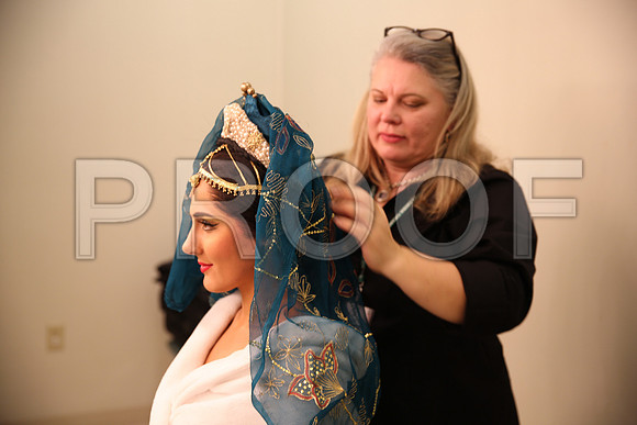 20150226_The_Pearl_Fisher_Backstage_Makeup_9C7C0495