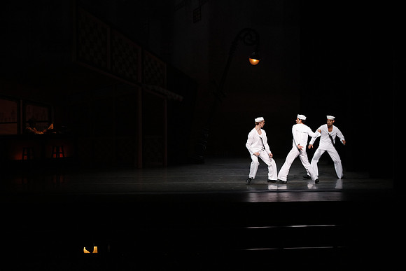 20151022_MCB_Fancy_Free_Warmup_Stage_Arsht_75A5314