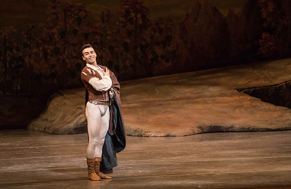 20161022_MCB_Giselle_Act1_2Cast_Tricia_Arsht_Arsht_73A5599