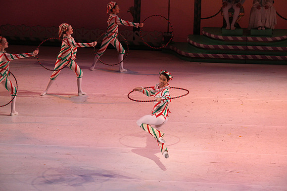 20141229_Nutcracker_WPB_Hoops_CG3P1420
