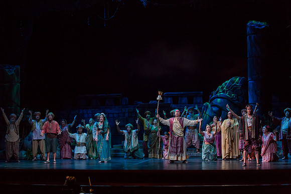 20150226_The_Pearl_Fisher_Act_39C7C2404