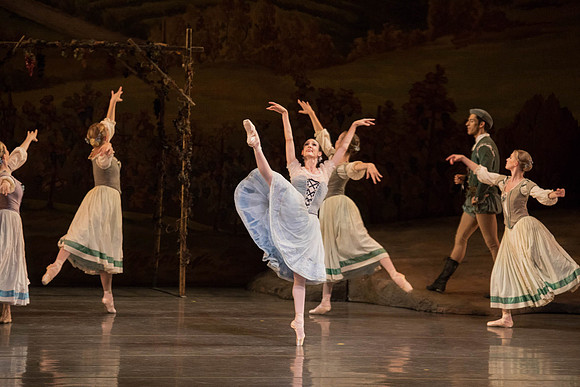 20161022_MCB_Giselle_Act1_2Cast_Tricia_Arsht_Arsht_73A6159