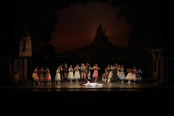 20161020_MCB_Giselle_Act1_DRSH_75A0039
