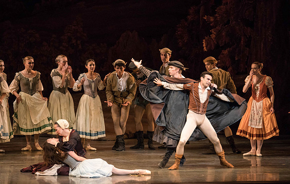 20161022_MCB_Giselle_Act1_2Cast_Tricia_Arsht_73A9419