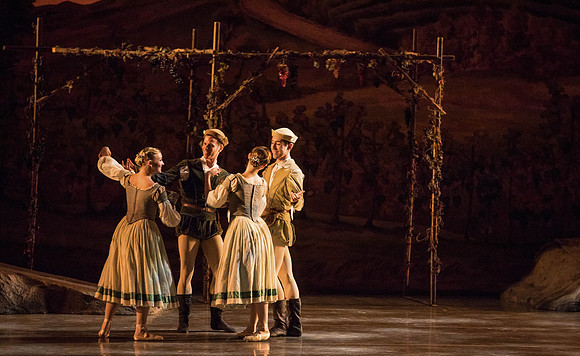 20161022_MCB_Giselle_Act1_2Cast_Tricia_Arsht_Arsht_73A5521